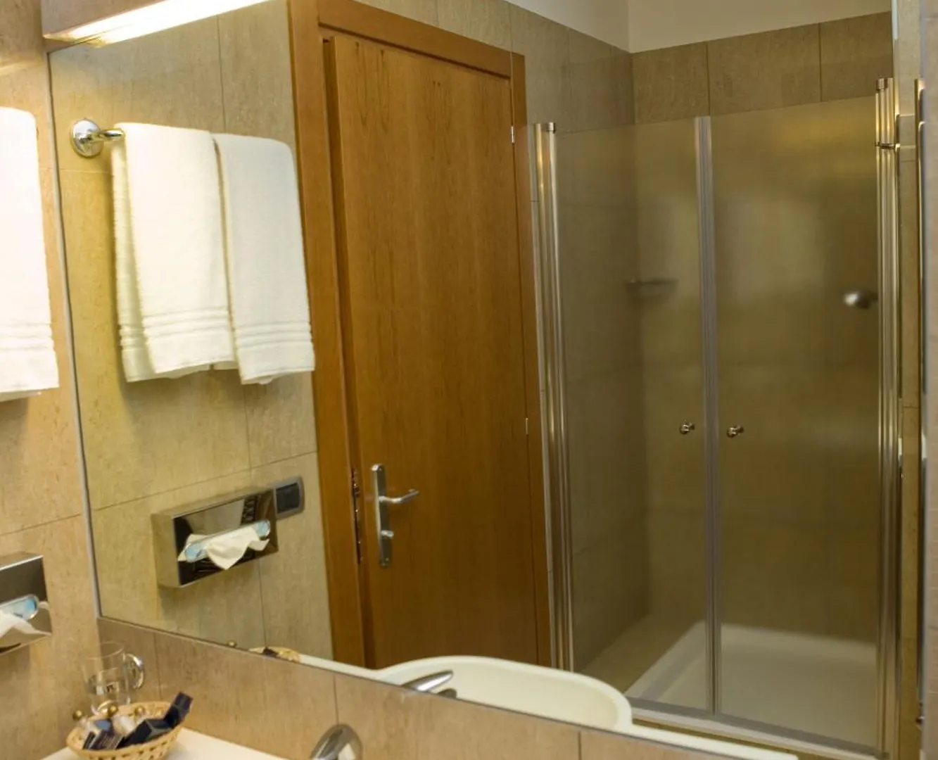 Hotel Airone - Ombrellone Incluso Al Bagno Dolce Vita A Marina Dal 1 Giugno Al 15 Settembre Grosseto