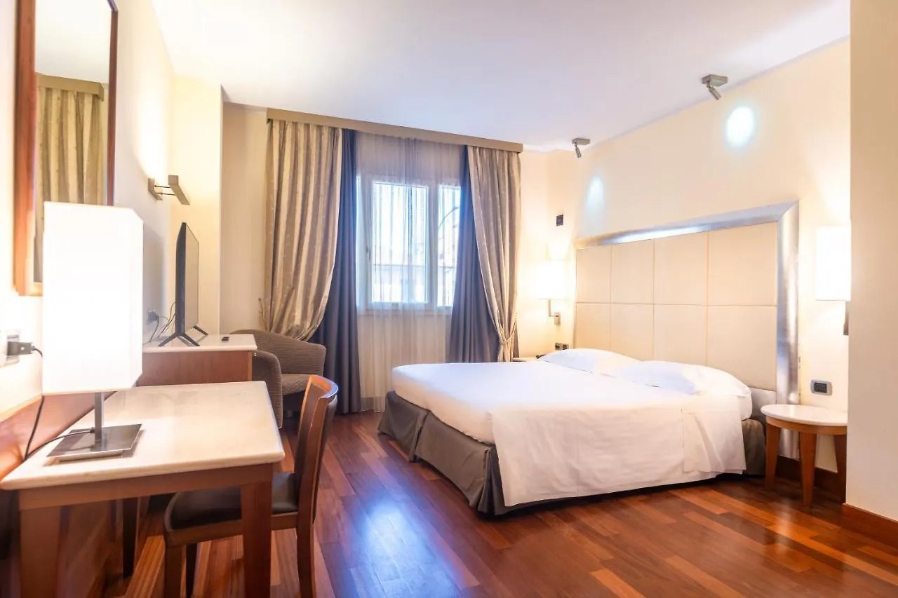 Hotel Airone غروسيتو