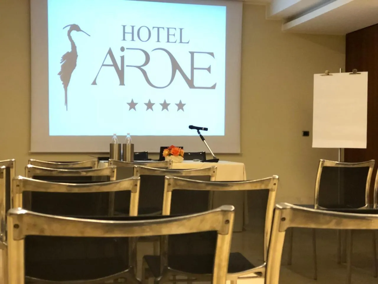 Hotel Airone غروسيتو 4*,